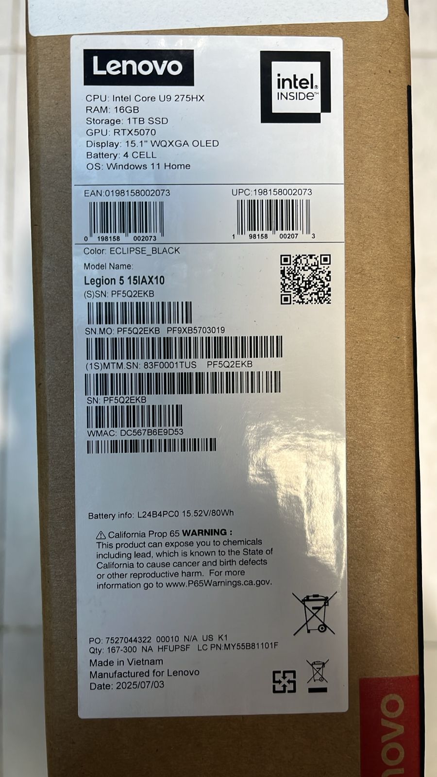 لينوفو ليجن 5 15IAX10 - (1TUS) معالج Intel Core Ultra 9-275HX، ذاكرة وصول عشوائي 16 جيجابايت، قرص صلب 1 تيرابايت، بطاقة رسومات RTX 5070 بسعة 8 جيجابايت، شاشة OLED مقاس 15.1 بوصة بدقة WQXGA ومعدل تحديث 165 هرتز، لون أسود إكليبس