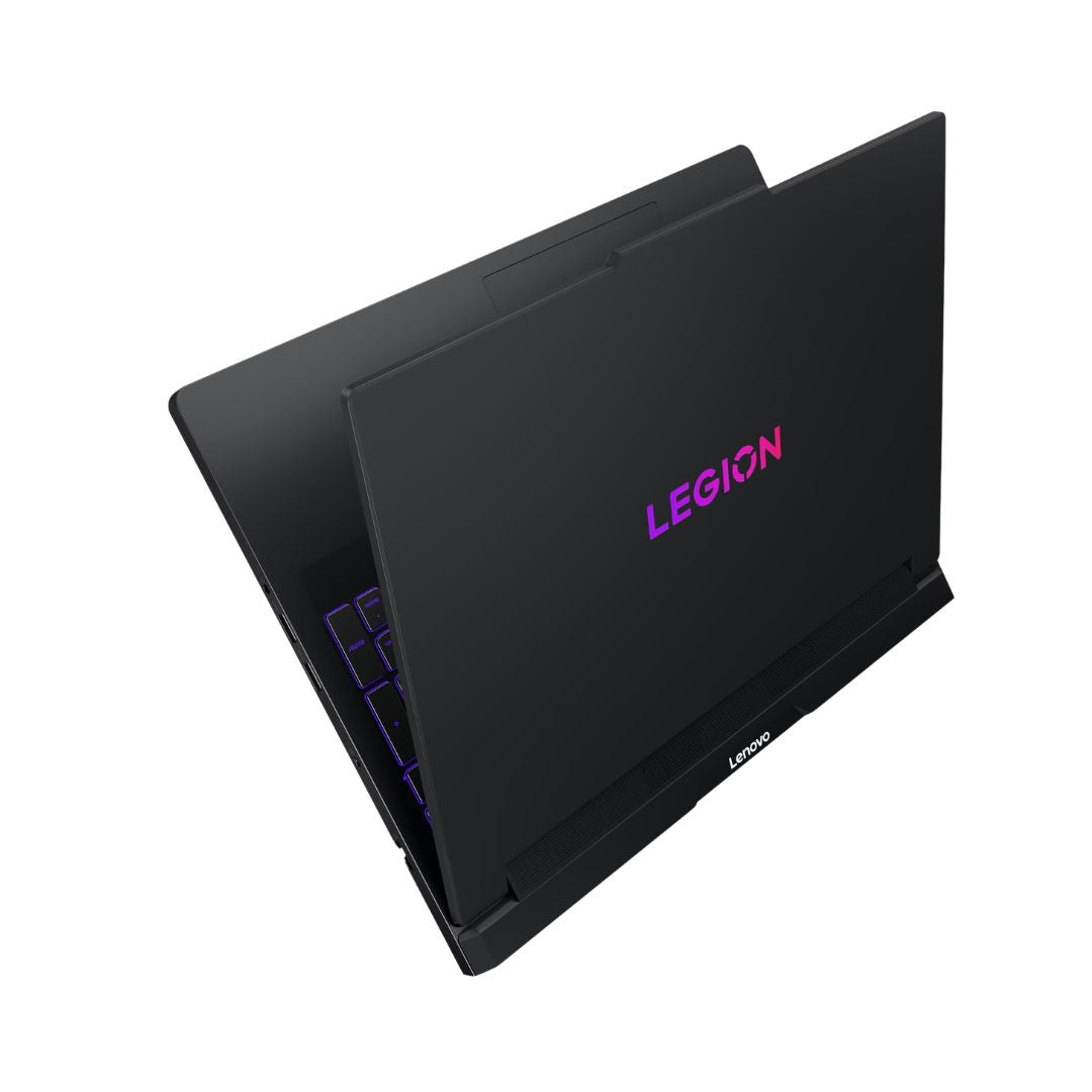 Lenovo Legion Pro 7 16IAX10H - (17US) Intel Core Ultra 9-275HX, ذاكرة وصول عشوائي (RAM) 32 جيجابايت، 1 تيرابايت، RTX 5090 24 جيجابايت، شاشة OLED 16.0 بوصة 240 هرتز، أسود
