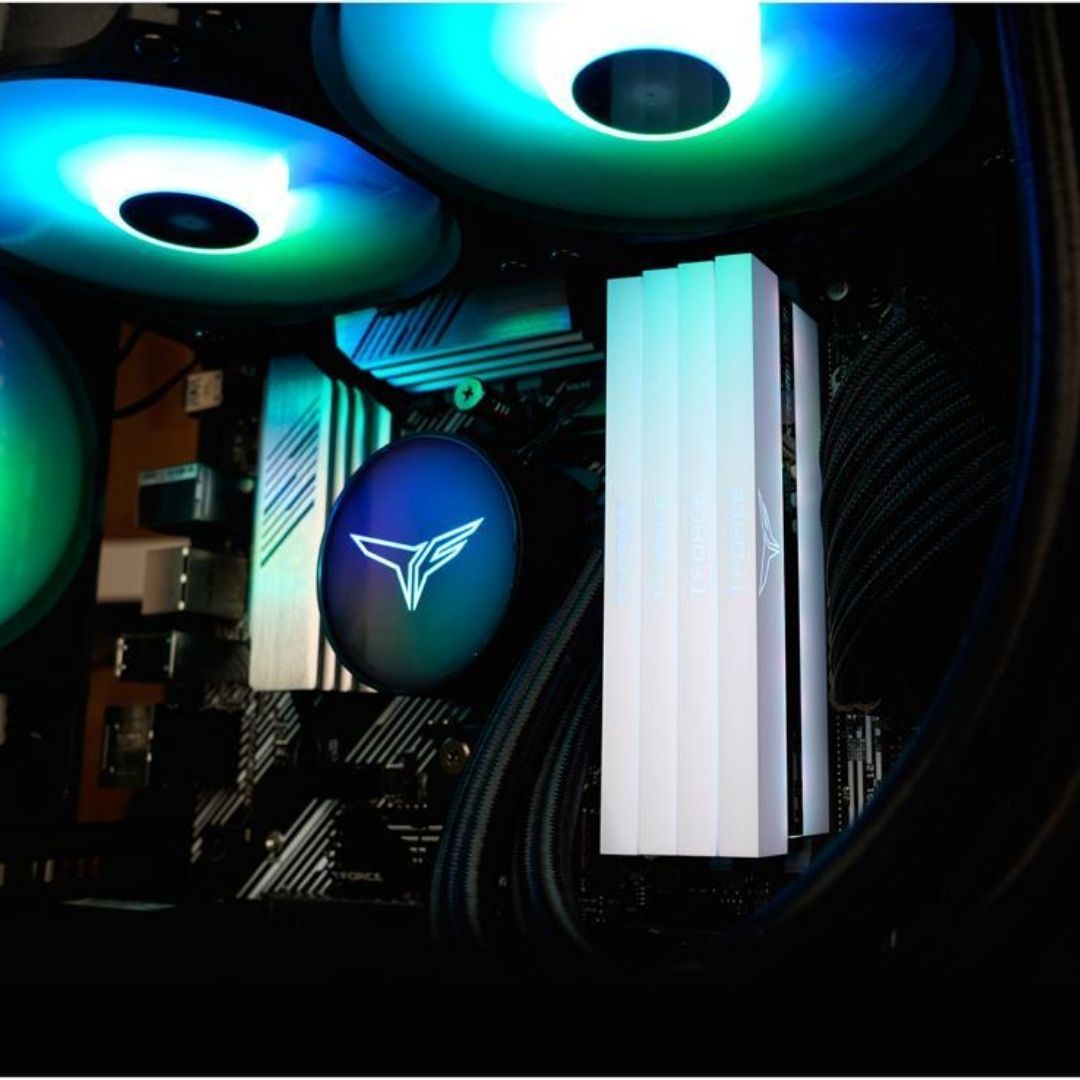 Team T-Force XTREEM ARGB 16GB (2 x 8GB) DDR4 4000 CL18 Desktop Memory