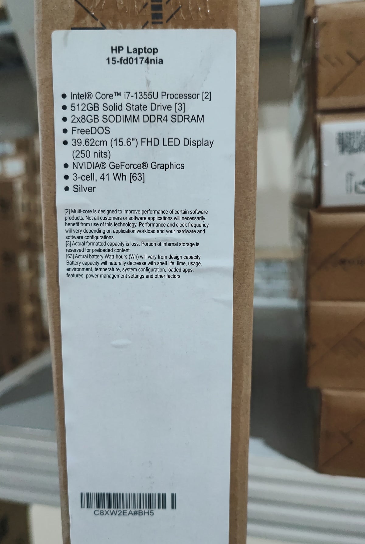 إتش بي 15-FD0174 - معالج Intel Core i7-1355U، ذاكرة وصول عشوائي 16 جيجابايت، قرص صلب 512 جيجابايت SSD، بطاقة رسوميات NVIDIA MX570 سعة 2 جيجابايت، شاشة 15.6 بوصة FHD، لون فضي