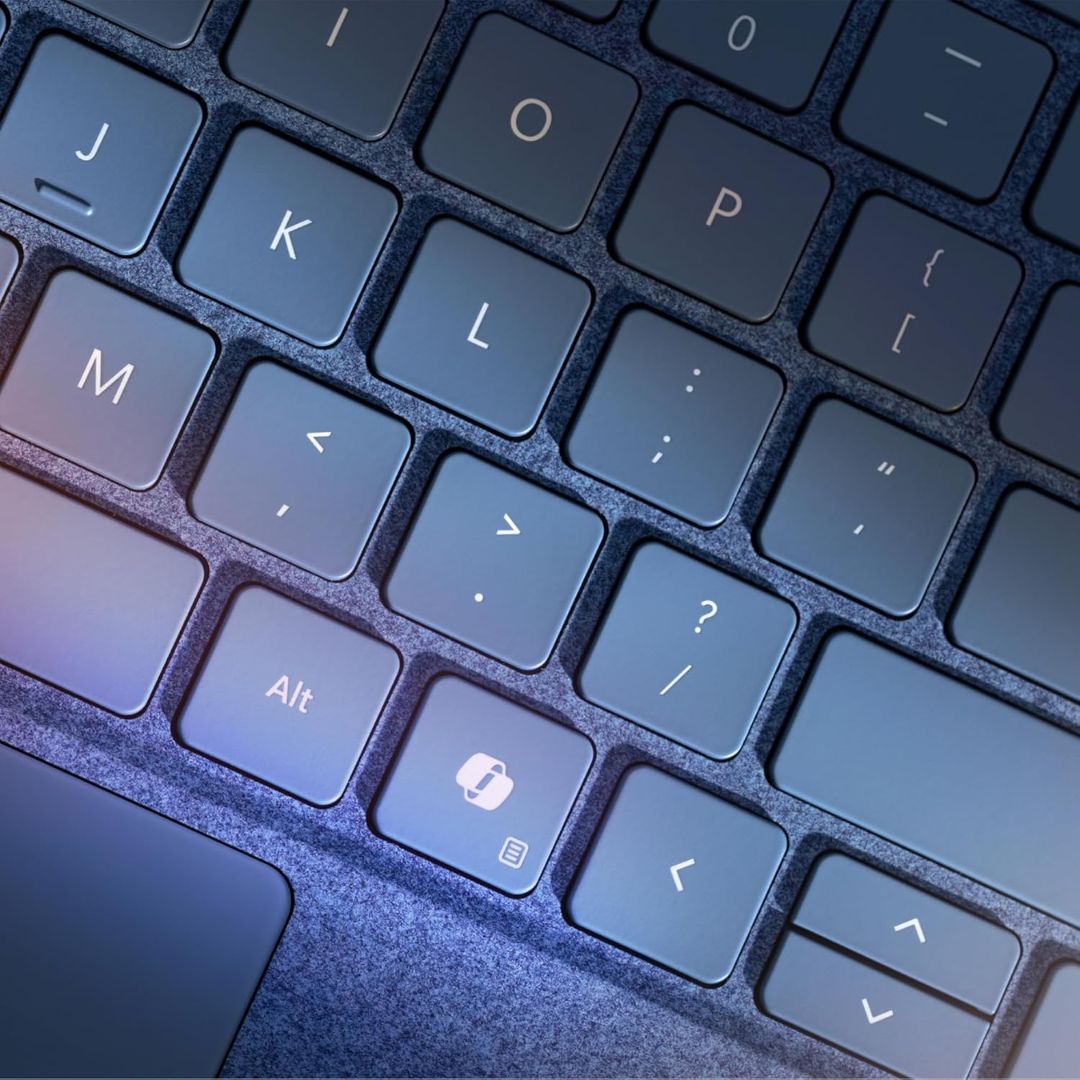 Microsoft Surface Pro 8 ＆ キーボード Microsoft Surface Pro Keyboard 8XA-00251 Platinum in Iraq