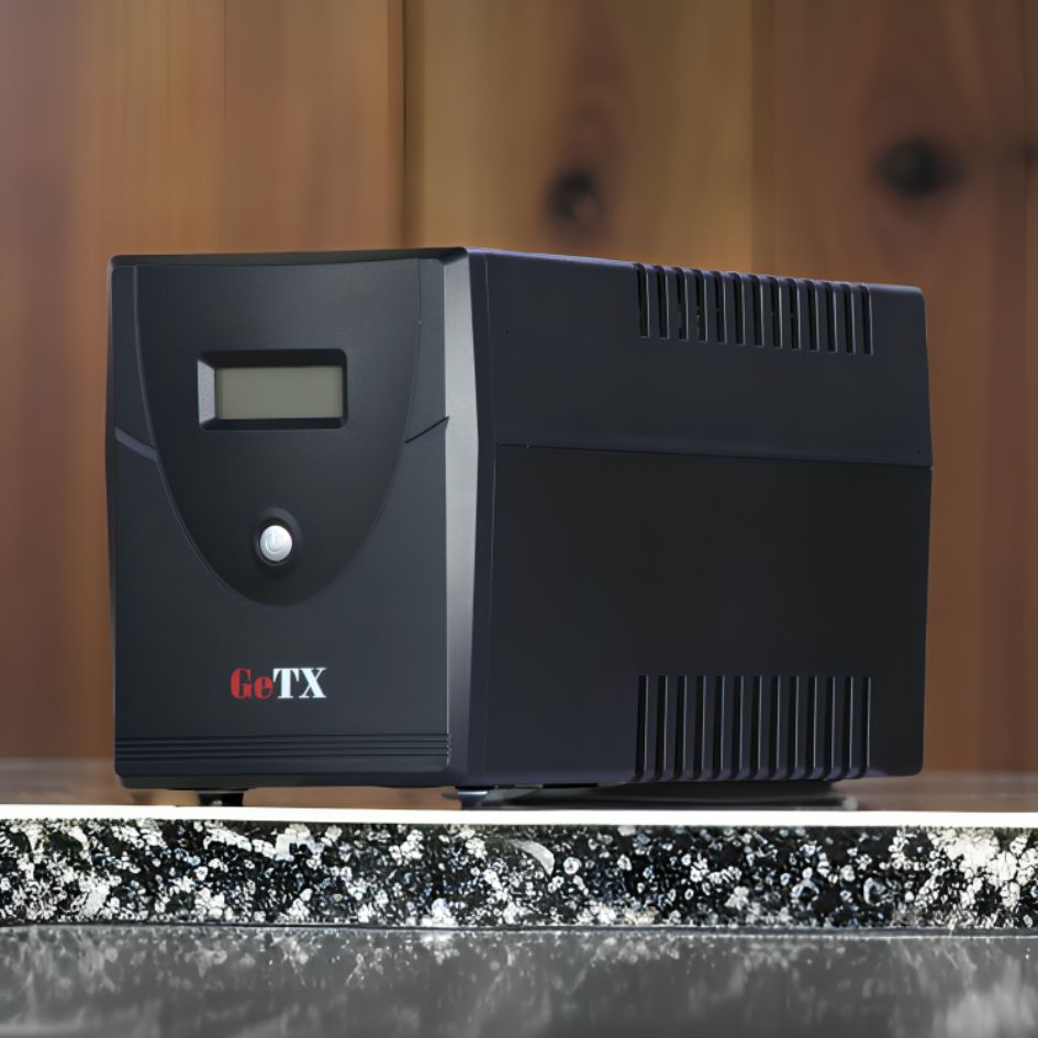 UPS GeTX GXK-1500-C (1500VA), Line interactive, LCD Battery 12v-9a *2